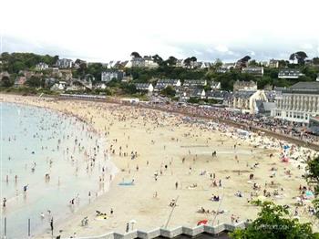 Plage de Trestraou à Perros Guirec