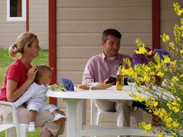 Location de vacances en Bretagne pour couple ou famille avec jeunes enfants - Stereden, Village de Chalets