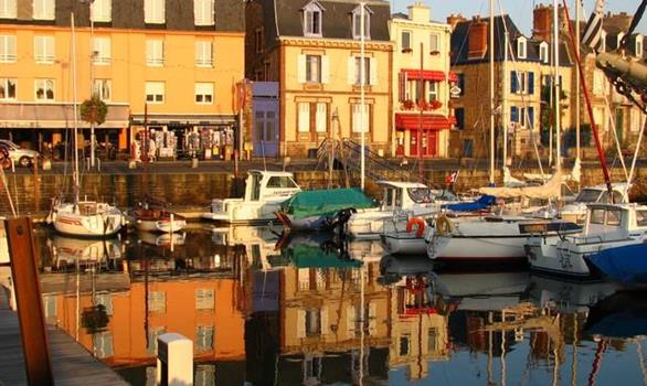 Paimpol : le port - Stereden, Village de Chalets