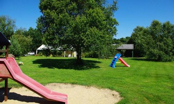 Vacances en famille en Bretagne - Stereden, Village de Chalets