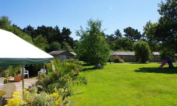 Vacances en famille en Bretagne - Stereden, Village de Chalets