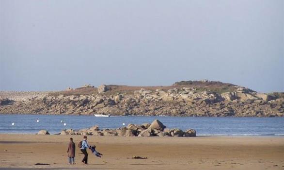 Ile-Grande à Pleumeur Bodou sur la Côte de Granit Rose - Stereden, Village de Chalets