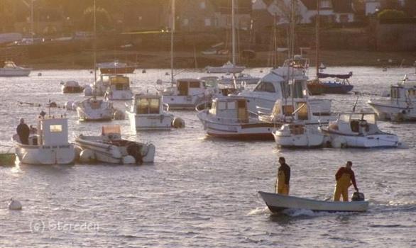Port de Ploumanach entre Perros-Guirec et Trégastel - Stereden, Village de Chalets