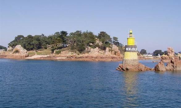 L'ile de Bréhat dans les Côtes d'Armor - Stereden, Village de Chalets