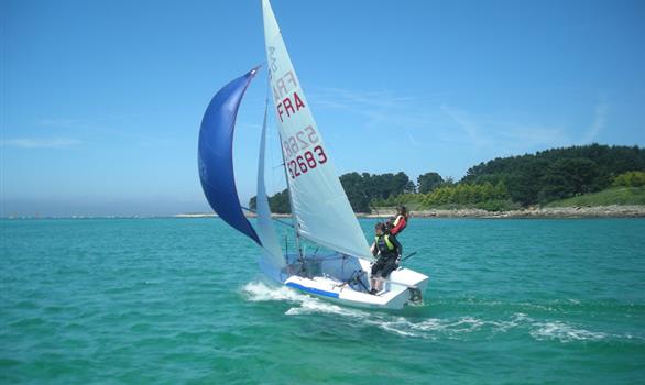 Pleumeur-Bodou : activités nautiques, stages et locations - Stereden, Village de Chalets