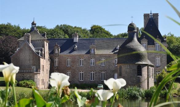 Pleumeur-Bodou : le château de Kerduel (prop.privée) - Stereden, Village de Chalets