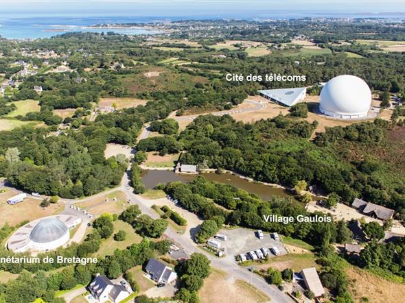 Parc de Loisirs et Découvertes en Bretagne - Stereden, Village de Chalets