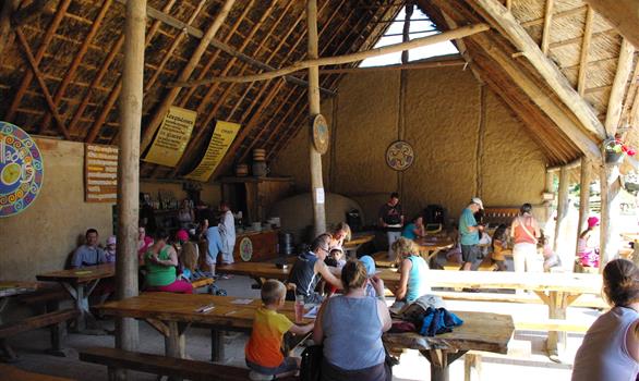 Village Gaulois : crêperie taverne - Stereden, Village de Chalets