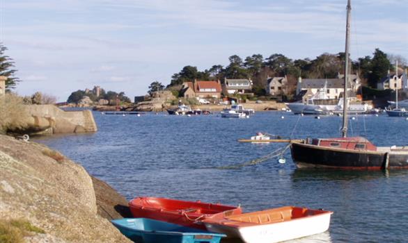 Grand Site de Ploumanac'h : port de Ploumanach - Stereden, Village de Chalets
