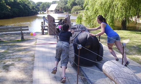 Vacances de Pâques en Bretagne : le Village Gaulois est ouvert à partir du 1er avril - Stereden, Village de Chalets