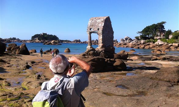 Côte de Granit Rose : anse de Saint-Guirec à Ploumanac'h - Stereden, Village de Chalets