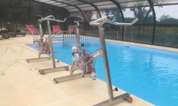 Vélos aquatiques en saison - Stereden, Village de Chalets
