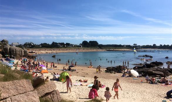 Plages de la Côte de Granit Rose - Stereden, Village de Chalets