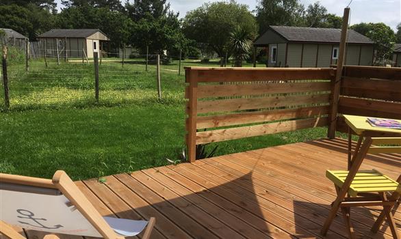 Terrasse avec salon de jardin - Stereden, Village de Chalets
