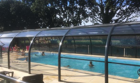 piscine chauffée et couverte  - Stereden, Village de Chalets