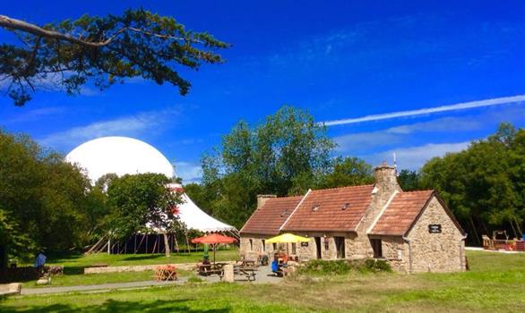 Restaurant voisin : l'Auberge de Crec'h Bec - Stereden, Village de Chalets