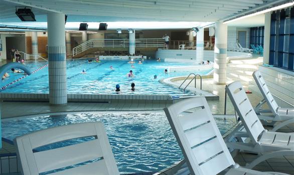 Forum de Trégastel : piscine eau de mer pour remise en forme - Stereden, Village de Chalets
