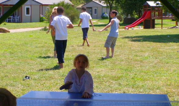 Football, tennis de table, volley, pétanque, piscine... - Stereden, Village de Chalets