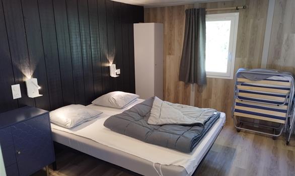Grande chambre accessible en fauteuil - Stereden, Village de Chalets